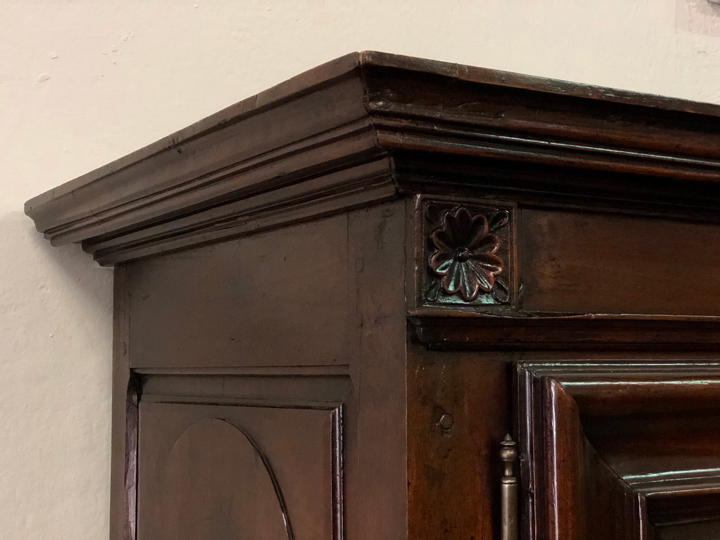 Credenza doppio corpo XVII secolo