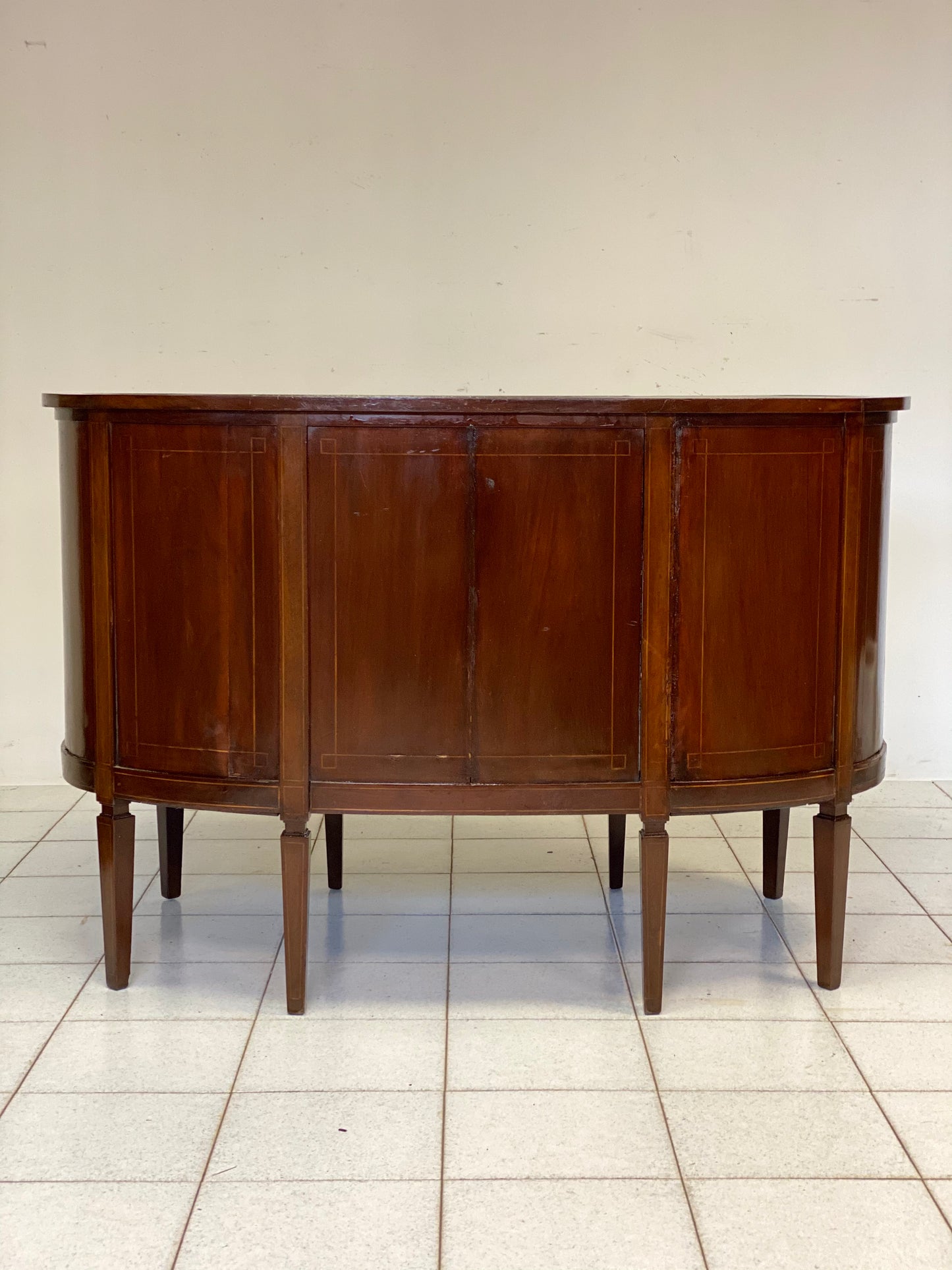 Bean-shaped center desk. Late 19th century. Restored