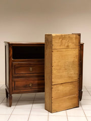 Cassettone lombardo Luigi XVI intarsiato