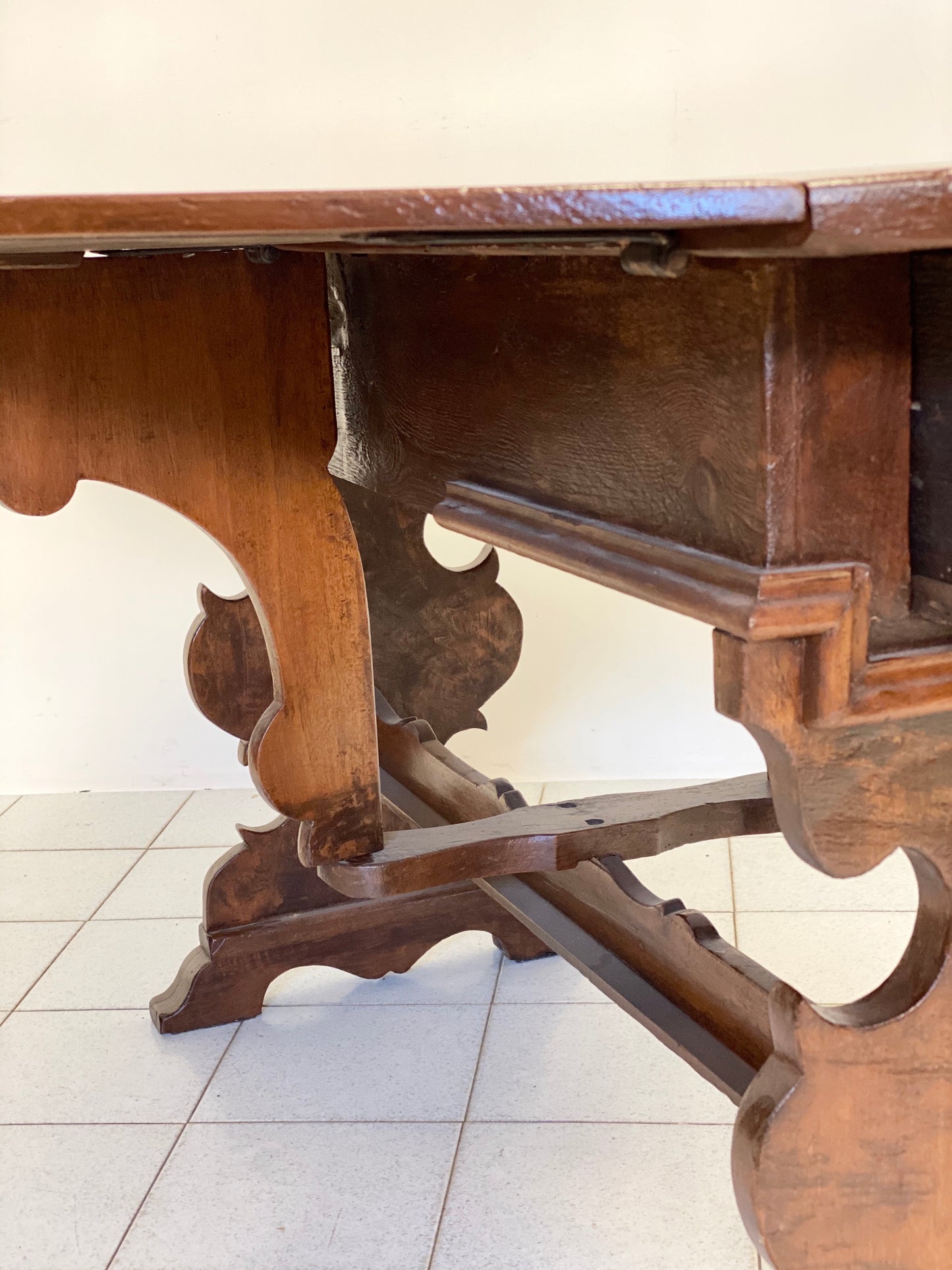 Walnut slatted table