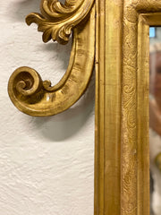 Specchiera lignea foglia oro. Marche metà XVIII secolo