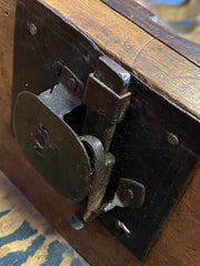 Tavolo scrittoio Luigi XIV Lombardo . XVII secolo