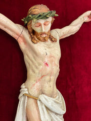 Cristo ligneo con cornice dorata coeva . Lombardia XVIII secolo