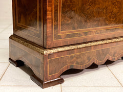 Credenza mobiletto radicato fine XIX secolo