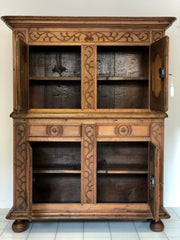 Credenza doppio corpo scolpito Luigi XIV