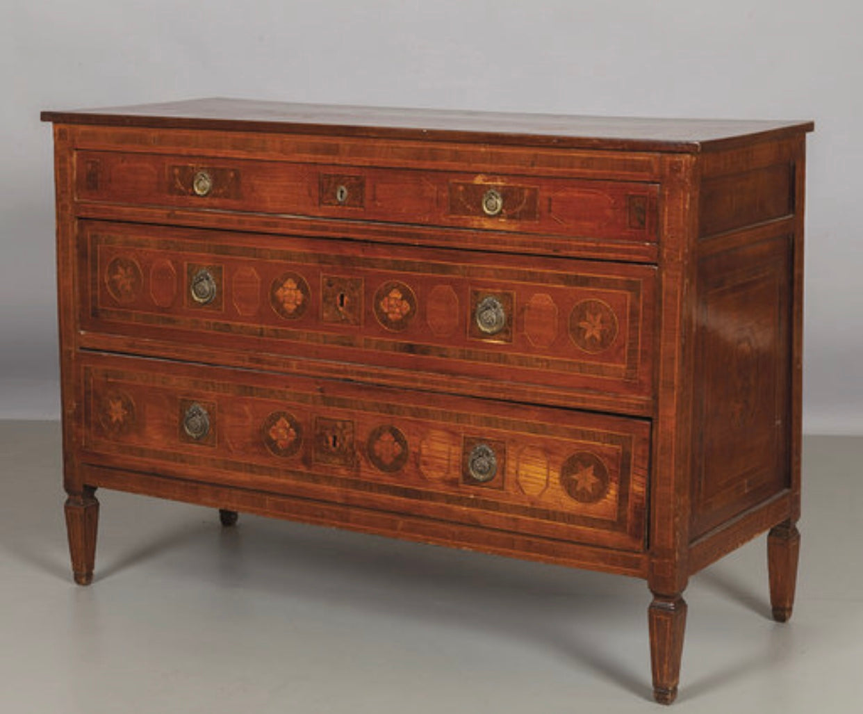 Louis XVI chest of drawers three drawers Emilia Rolo 18th century