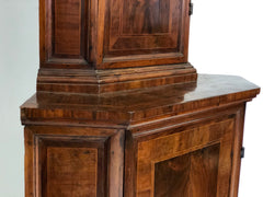 Cantonale Luigi XIV completamente lastronato. Fine 600 inizio 700