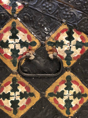 Baule con coperchio bombato . Venezia XVIII secolo