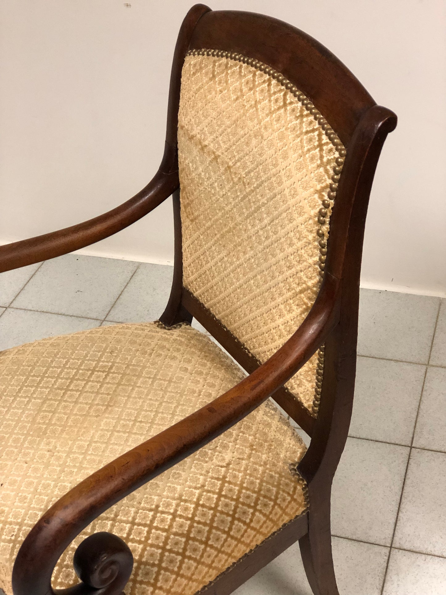 Coppia di poltrone impero in noce primo 800