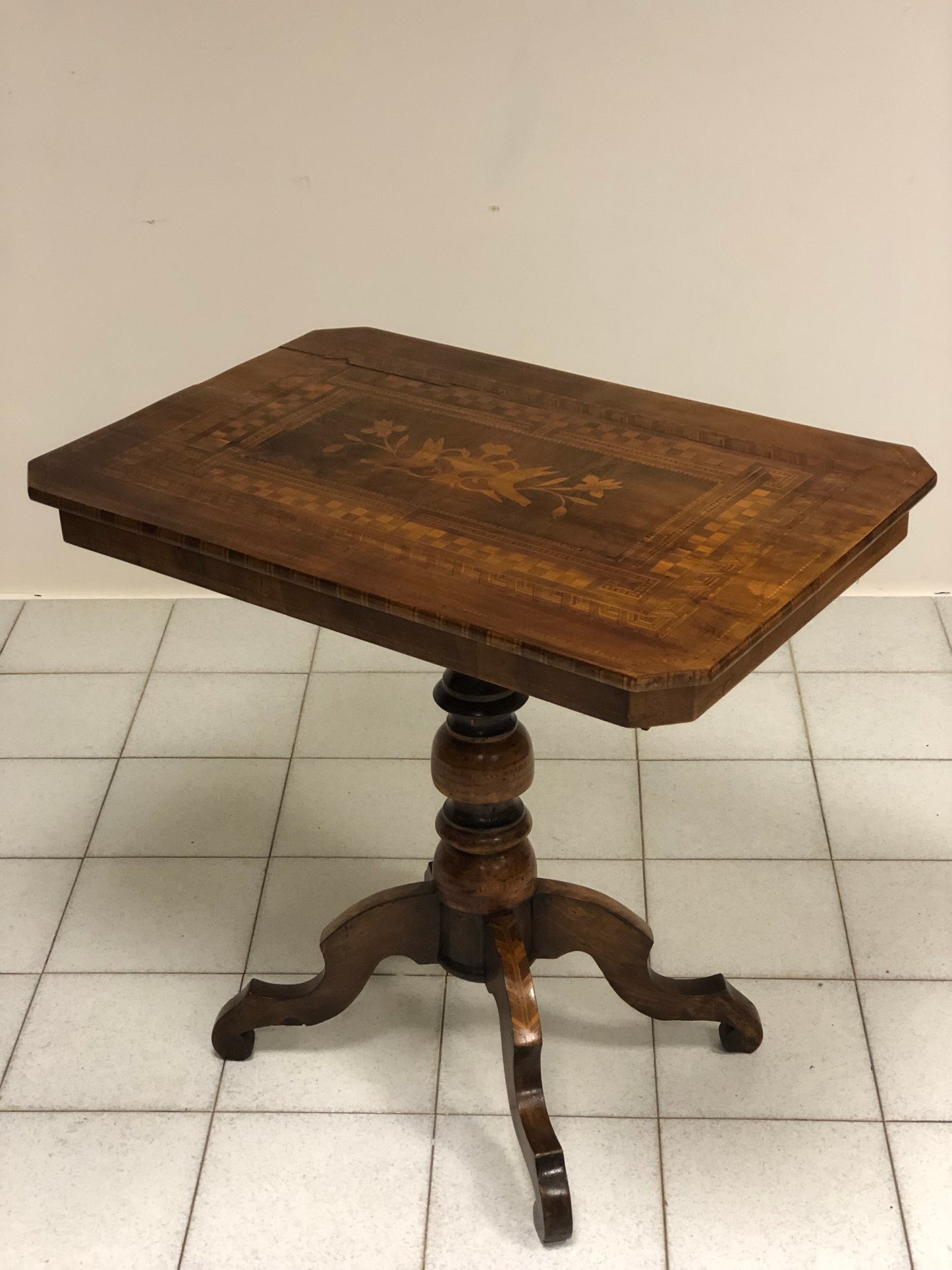 Inlaid sail table. Rolo mid 19th century