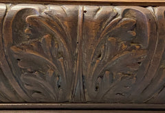 Letto Lombardo in noce Luigi XIV . XVII secolo