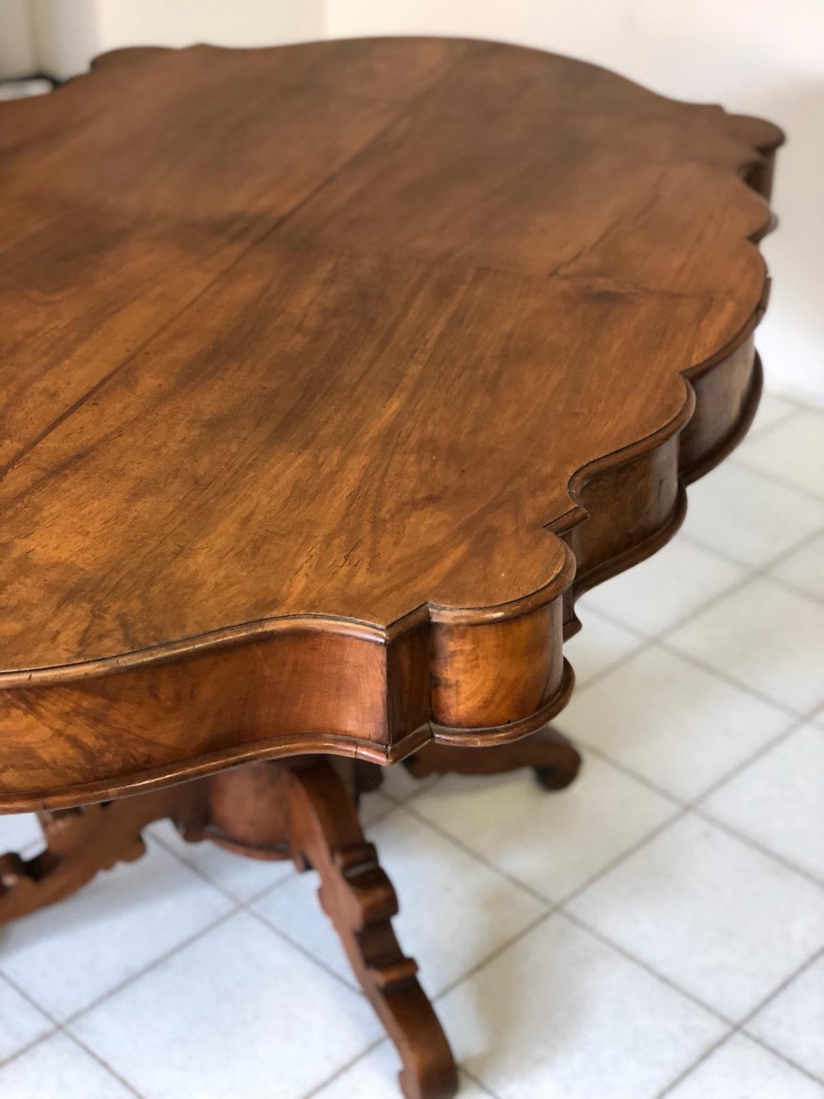Biscuit dining table. Lombardy 19th century