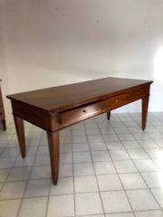 Tavolo in noce Luigi XVI . Emilia fine XVIII secolo