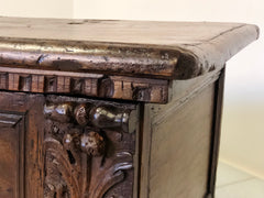 Cassapanca lombarda cremonese . XVII secolo (rare dimensioni )