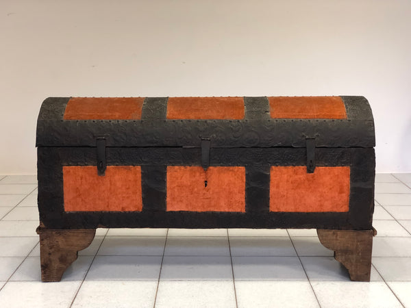Baule legno lamierino tessuto . Venezia fine XVII secolo