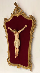 Cristo ligneo con cornice dorata coeva . Lombardia XVIII secolo