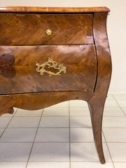 Cassettone Luigi XV a due cassetti . Genova XVIII secolo