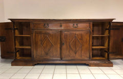 Credenza in noce Luigi XIV. Modena XVII secolo