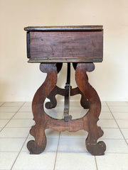 Tavolo scrittoio Luigi XIV Lombardo . XVII secolo