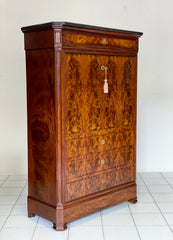 Secretaire in piuma di mogano . Metà XIX secolo ( restaurato)
