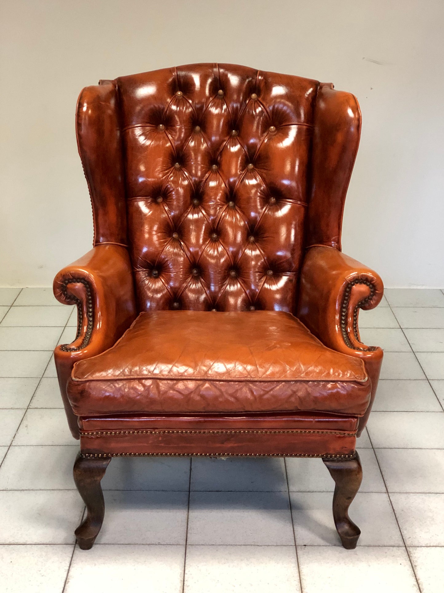 Poltrona Chesterfield bergère in cuoio . Inghilterra anni 60