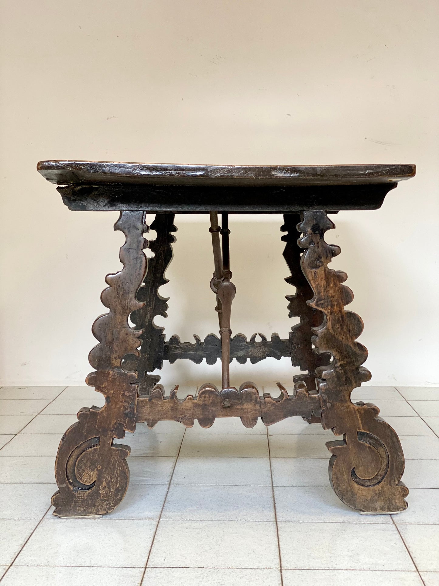 Louis XIV refectory table. 17th century