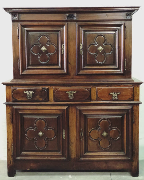 Credenza doppio corpo XVII secolo