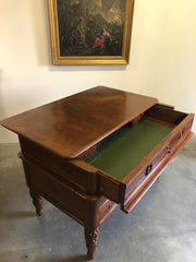 Scrivania Carlo X in noce da centro . XIX secolo
