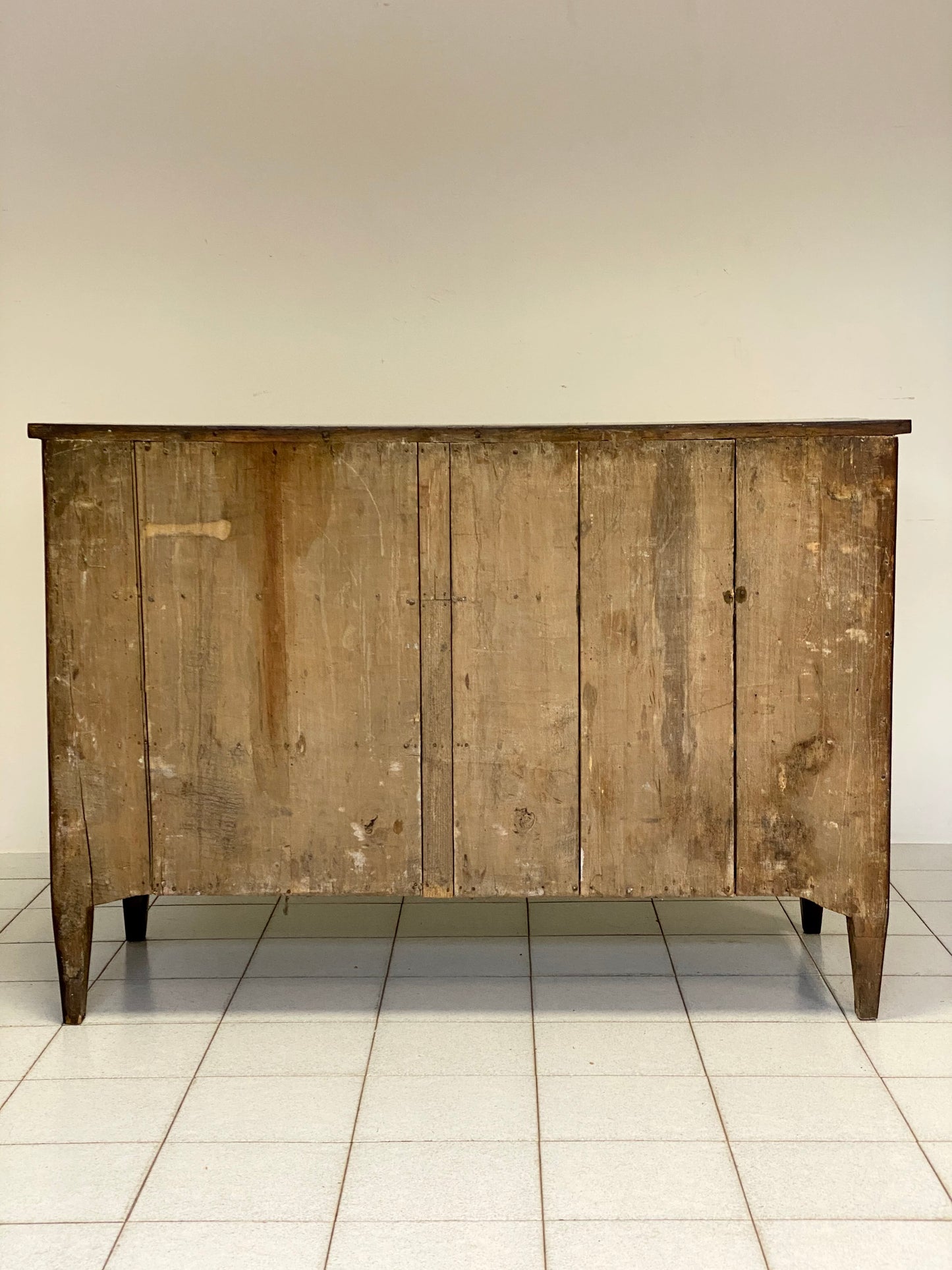 Louis XVI chest of drawers. Emilia Modena late 18th century