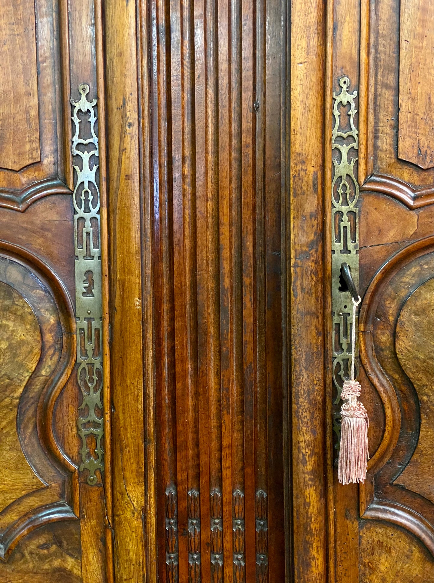 Louis XV walnut wardrobe. Restored. 18th century