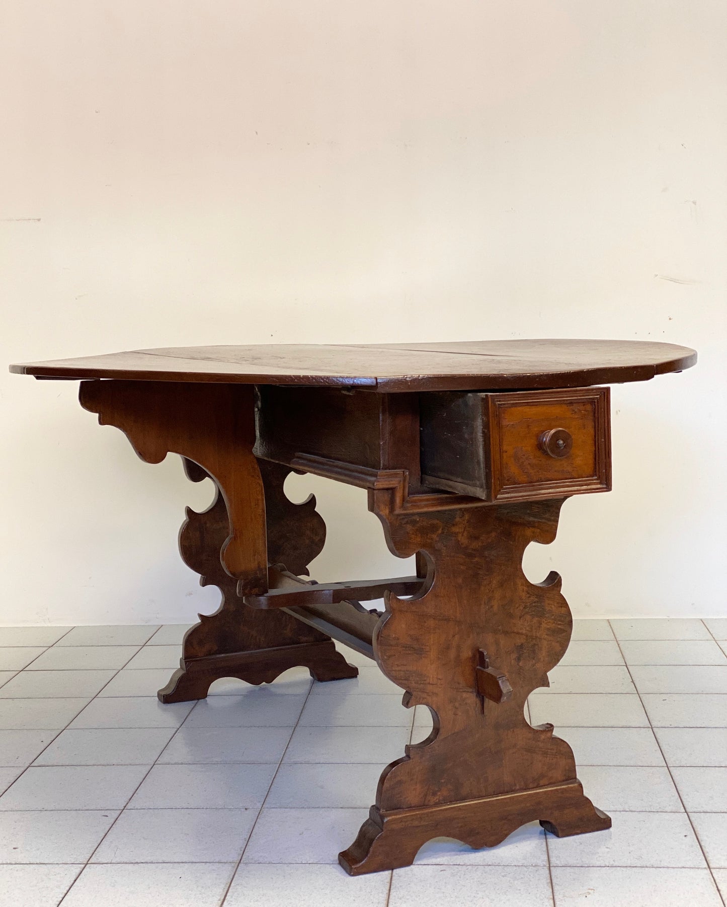 Walnut slatted table