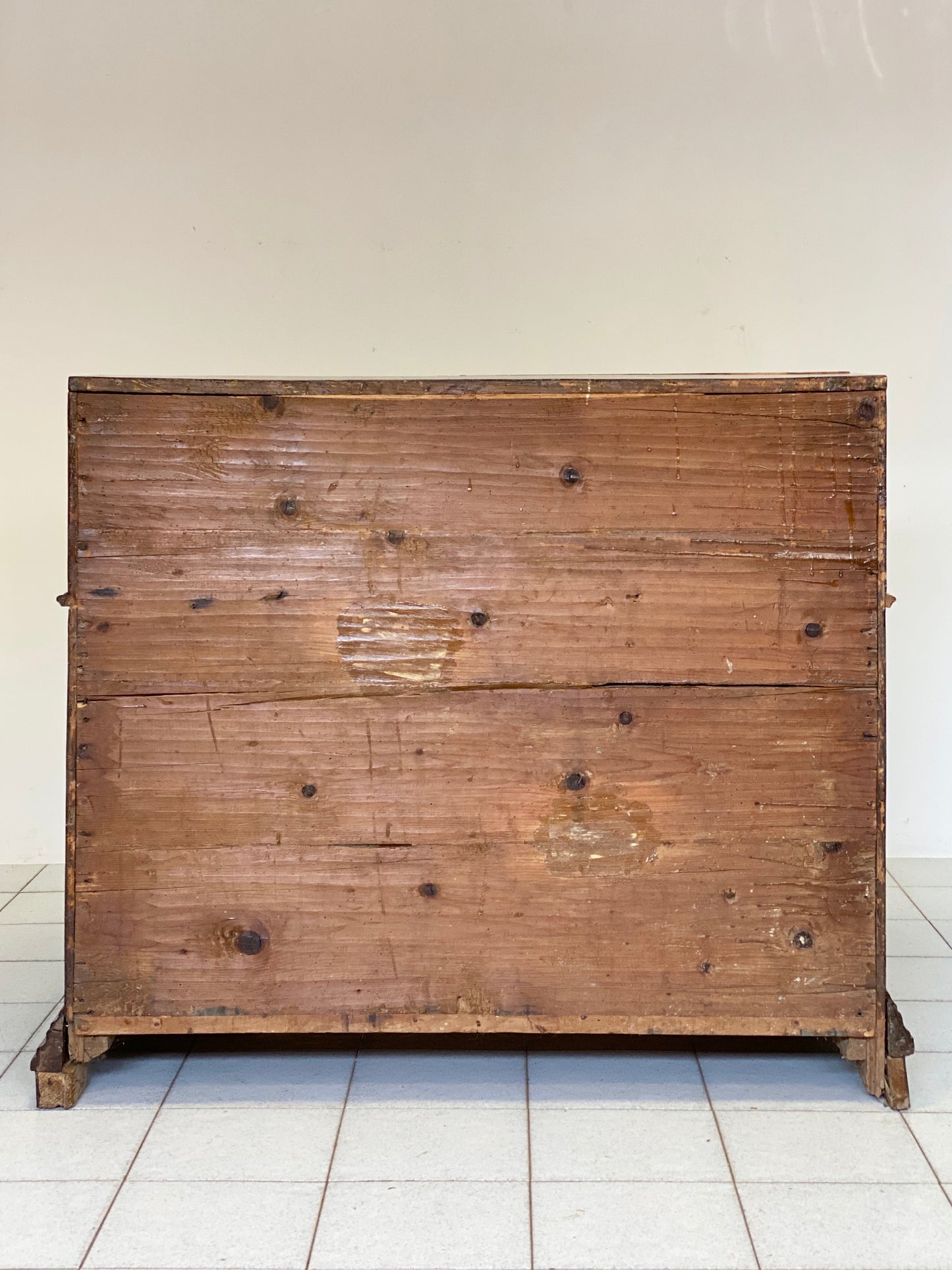 Chest of drawers with flap. Verona Louis XIV early 18th century