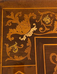 Cassettone bombato Luigi XV . Vicenza XVIII secolo