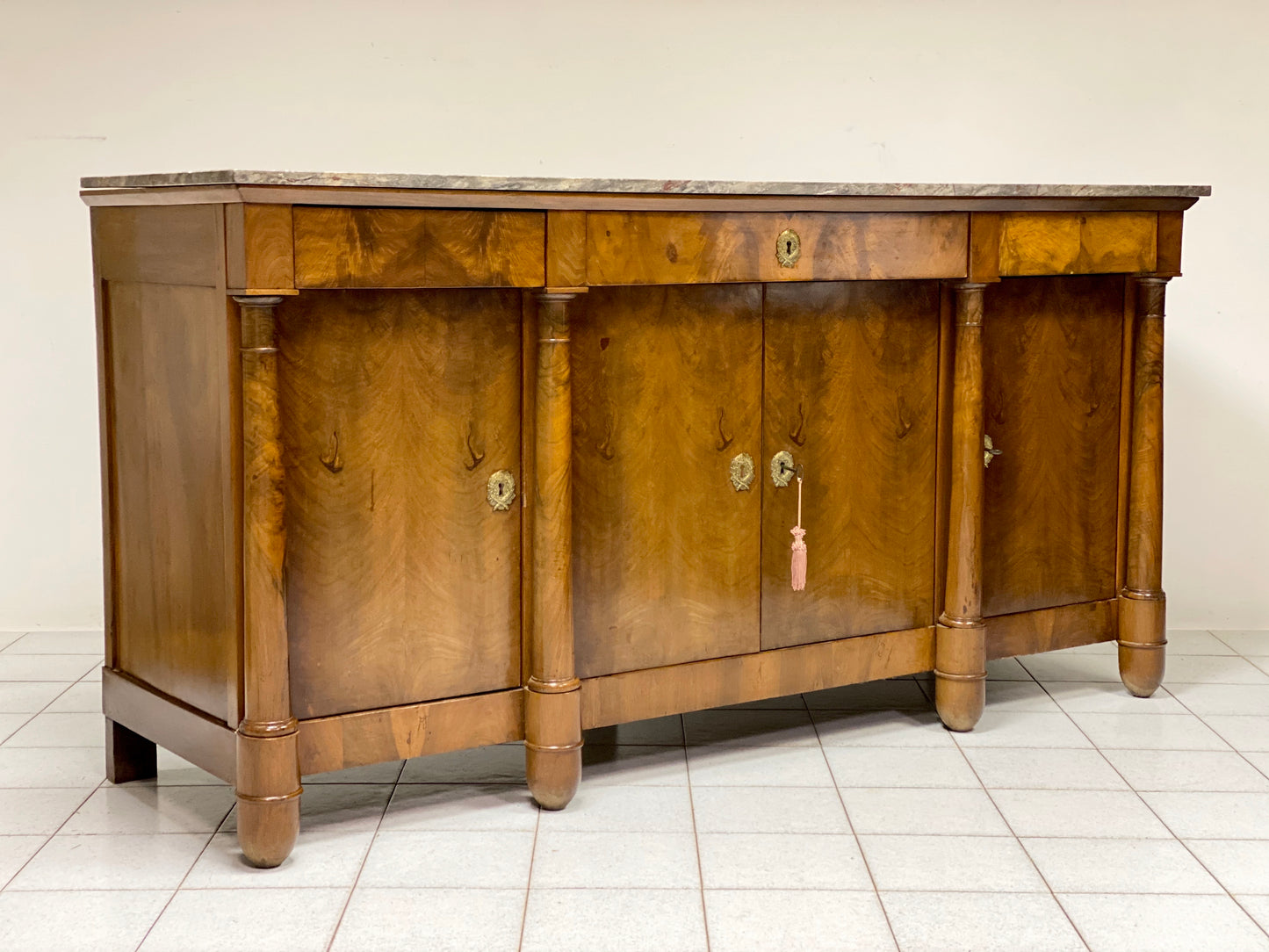Credenza impero quattro porte piano marmo salomè . Parigi inizio XIX secolo