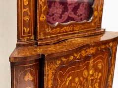 Cantonale olandese lastronato intarsiato . XVIII secolo