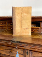 Canterano Lombardo a ribalta . XVII secolo