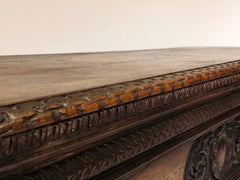 Cassapanca in legno di noce Lombardo - veneta. Fine XVI - inizio XVII secolo