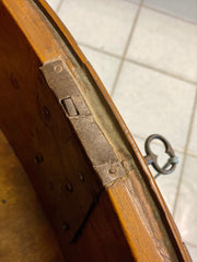 Cassettone sagomato sul fronte Luigi XV . XVIII secolo