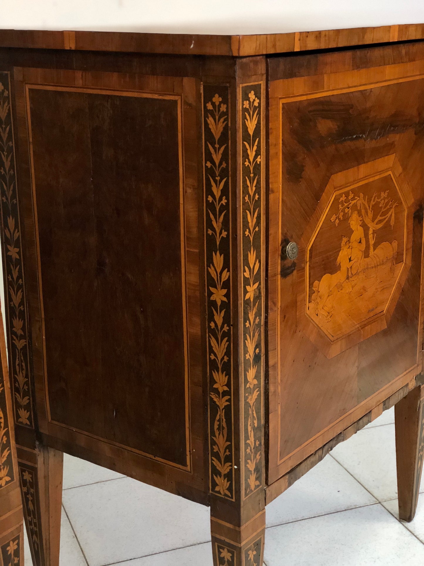 Coppia di mobiletti Lombardi Luigi XVI
