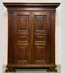 Armadio Lombardo Luigi XIV. XVII secolo
