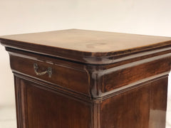 Coppia di comodini in noce Carlo X Lombardi