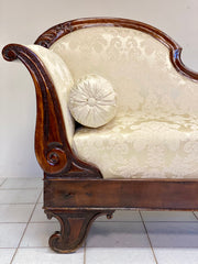 Dormeuse da centro Carlo X noce lombarda ( restaurata )