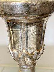 Coppia di candelieri Luigi XV legno foglia argento . XVIII secolo