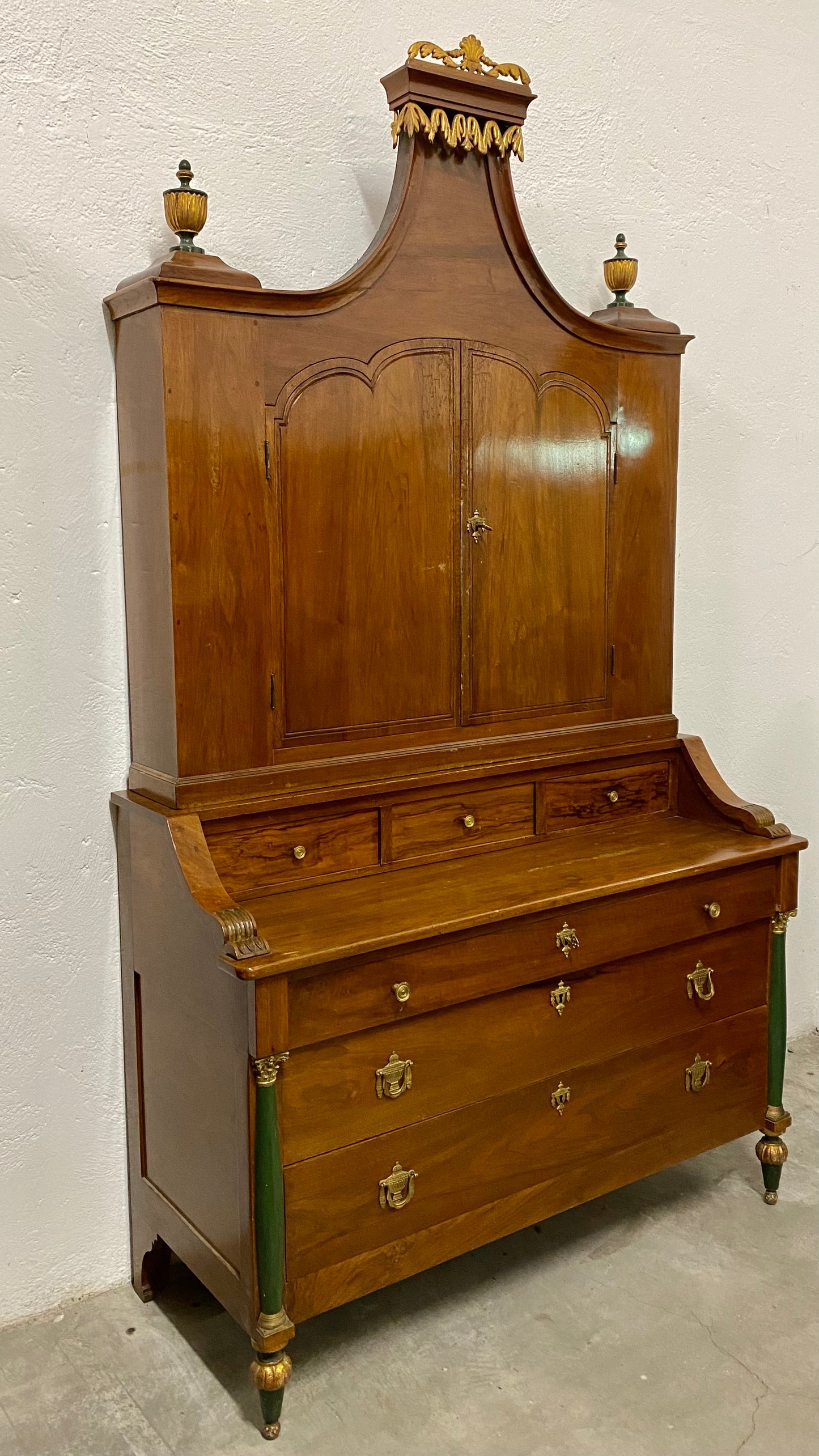 Walnut trumeau. Lucca Siena early 19th century