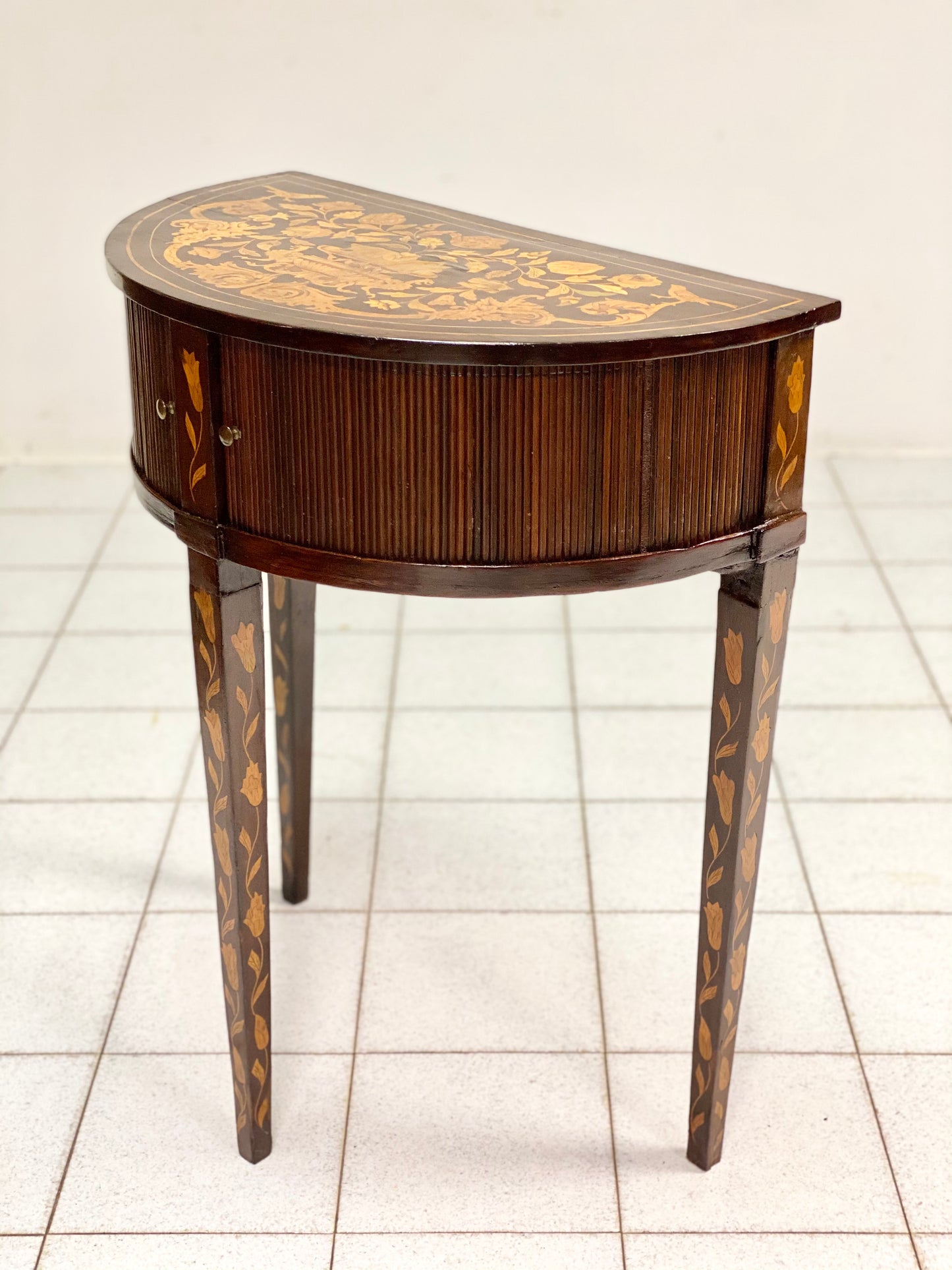 Louis XVI crescent console. Holland late 18th century