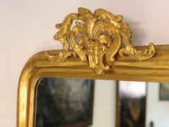 Specchiera in foglia oro zecchino con cimasa traforata