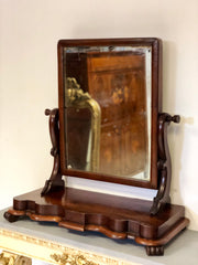Specchiera Carlo X genovese da tavolo . XIX secolo