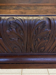Letto Lombardo in noce Luigi XIV . XVII secolo