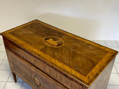 Cassettone Luigi XVI. Lombardia XVIII secolo