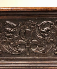 Cassapanca lombarda intagliata Bergamo XVI secolo